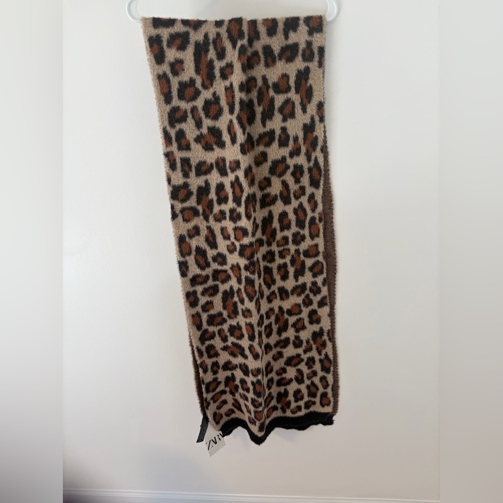 Zara leopard scarf
